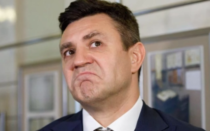 Нардеп Тищенко з-під арешту “увірвався” на засідання комітету Верховної Ради і виголосив промову