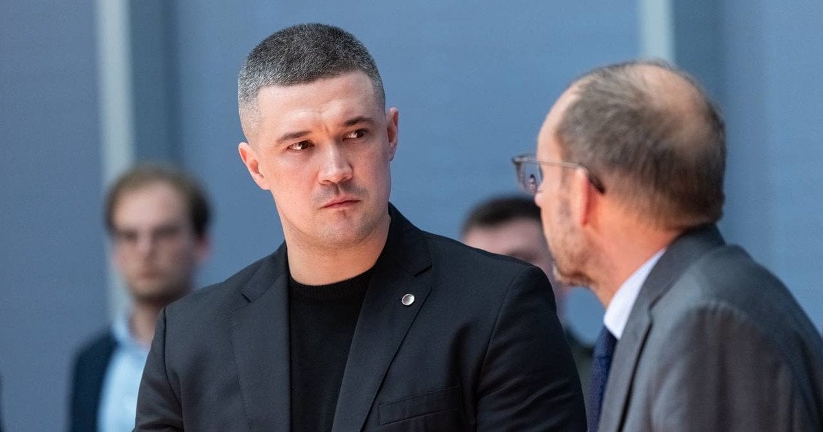 Що насправді стоїть за звільненням Федорова: у The Conversation проаналізували ситуацію