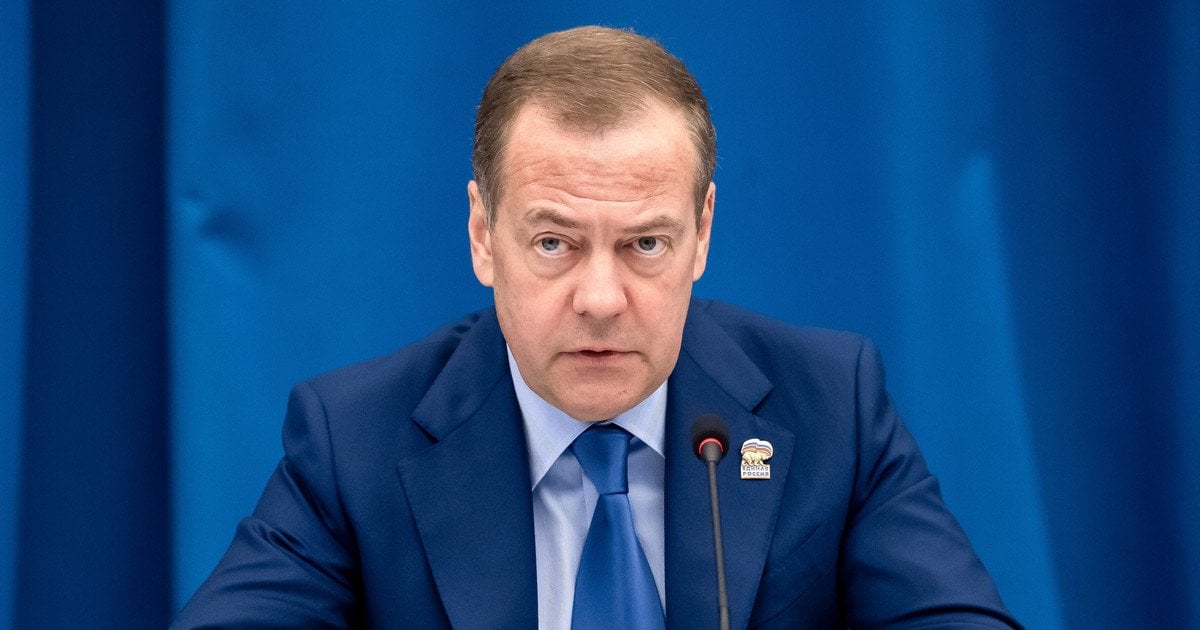 У Путіна розмріялись про “смугу безпеки” в трьох областях України: деталі цинічної заяви