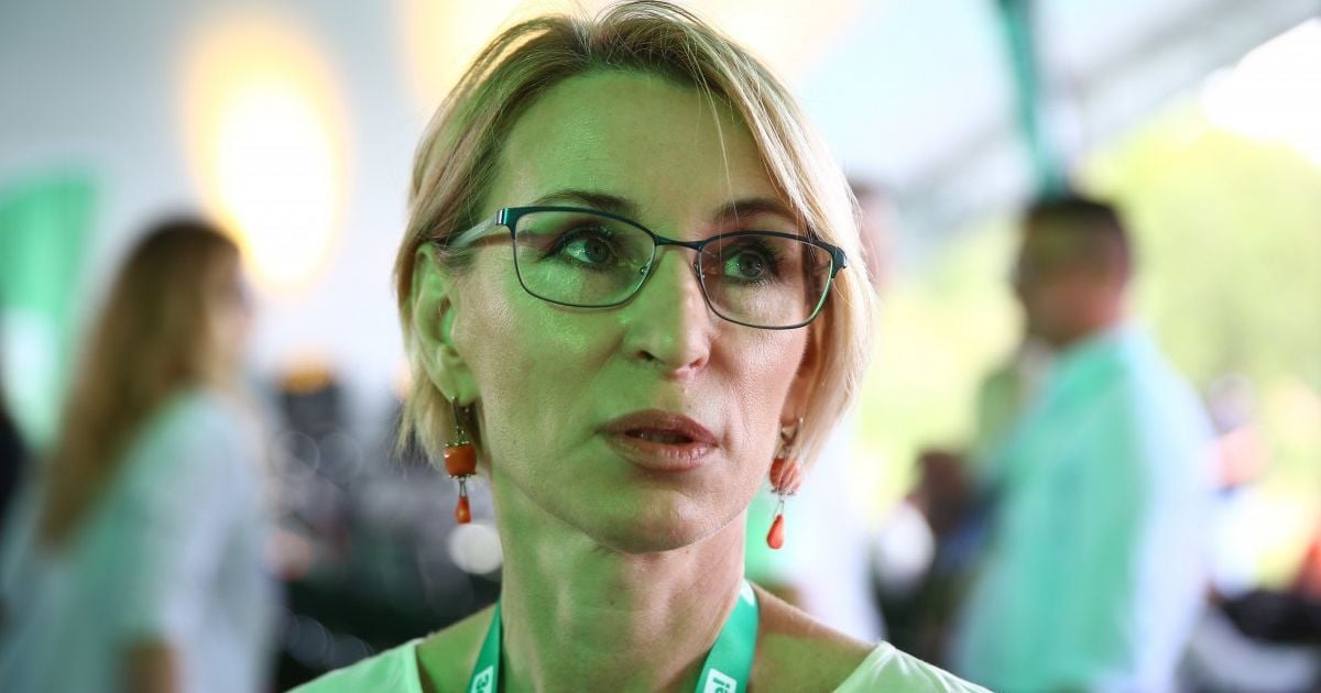 Народна депутатка Ліза Богуцька