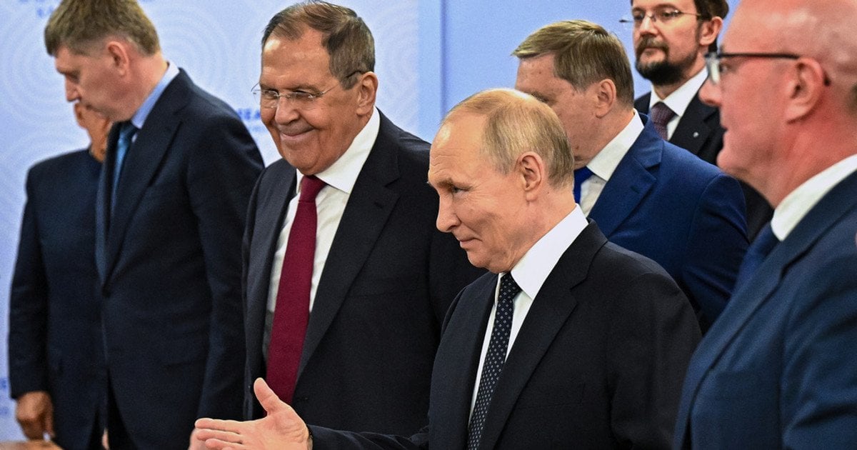 Диктатор Путін
