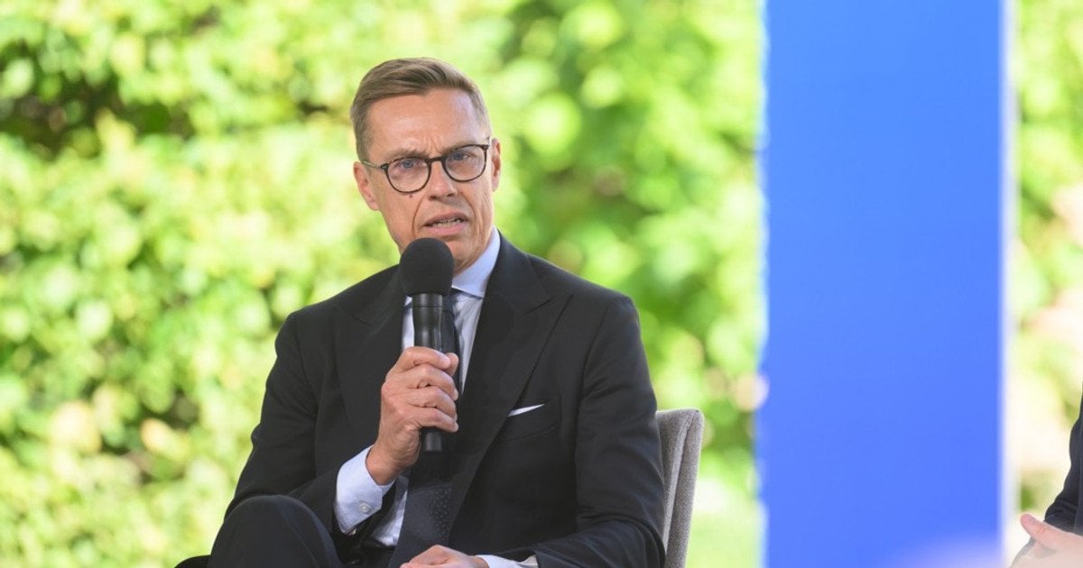 Александер Стубб