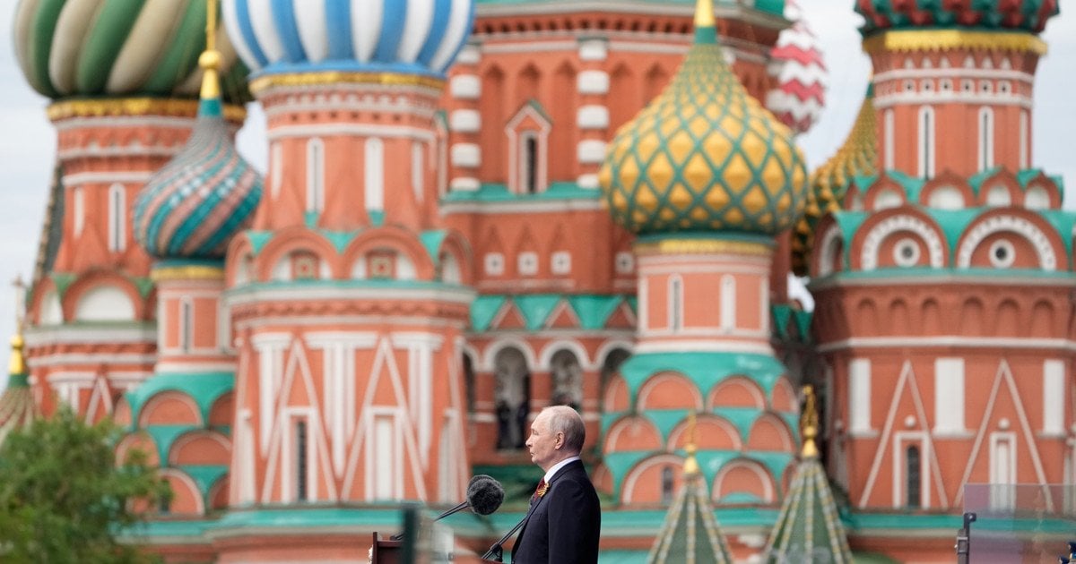 Кремль та Путін